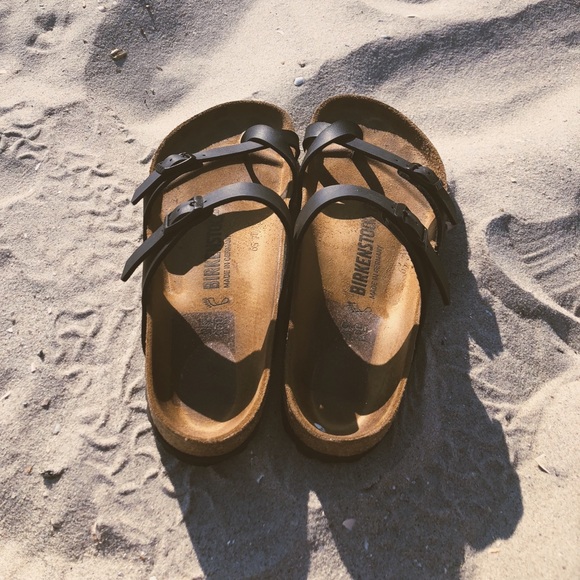 Meet your Posher, Niya - Picture 2 of 6